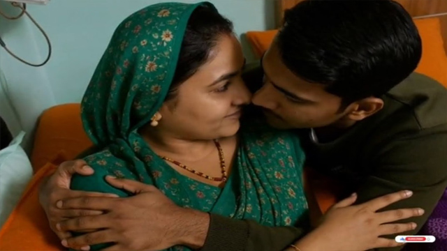 Desi Aunty Bed Romanse – Kiss And Fucking Leaked Free Watch