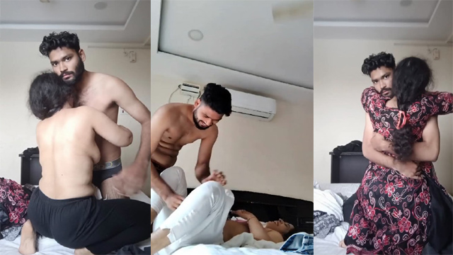 Delhi Cheater Bhabhi Affair Kand By Son Teacher
