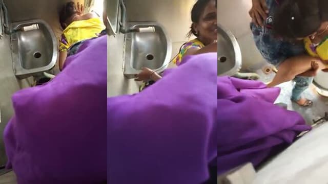 Village Lovers Train Sex – Toilet Hard Fucking MMS