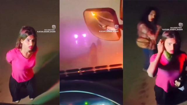 Desi girl showing her pussy to a truck driver on the road