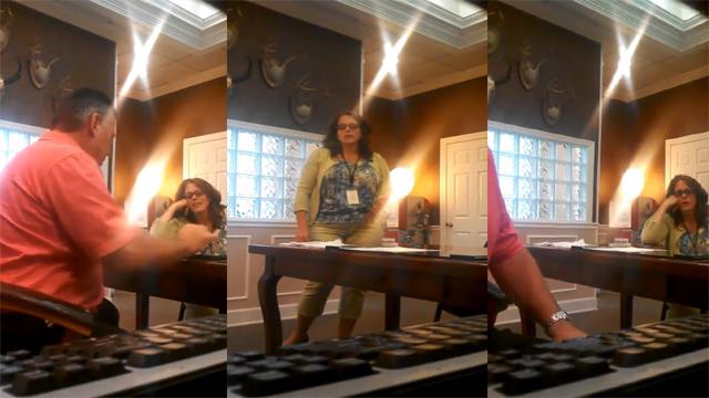 Boss Having Affair with Hot Milf Workers Fuck