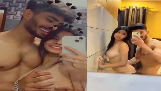 Mirror selfie and sex of an Indian teenage couple